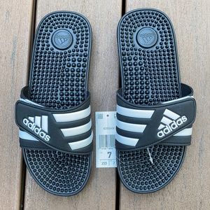 Adidas Adissage slide sandals